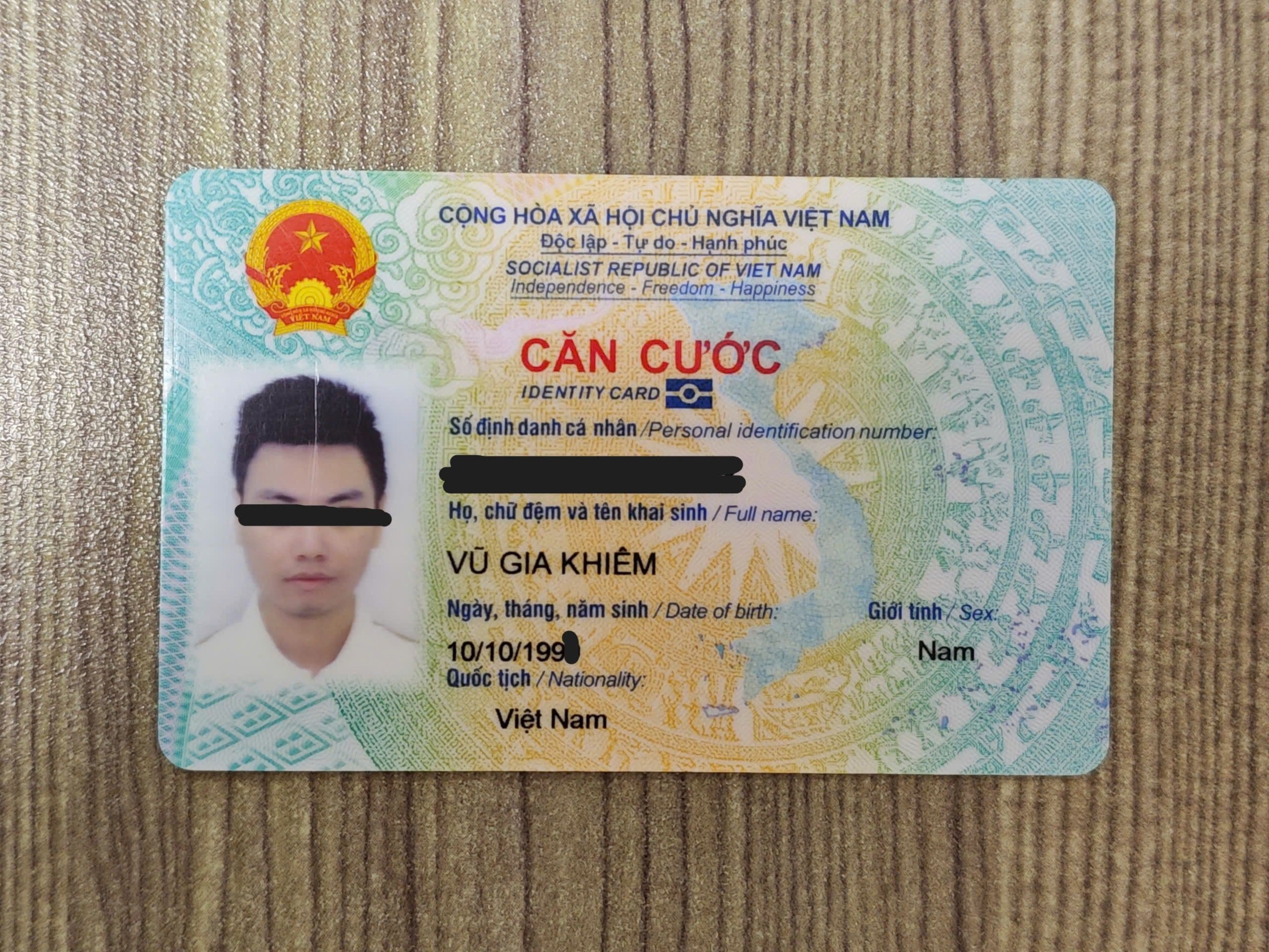 Rơi ví có giấy tờ Vũ Gia Khiêm ở Móng Cái