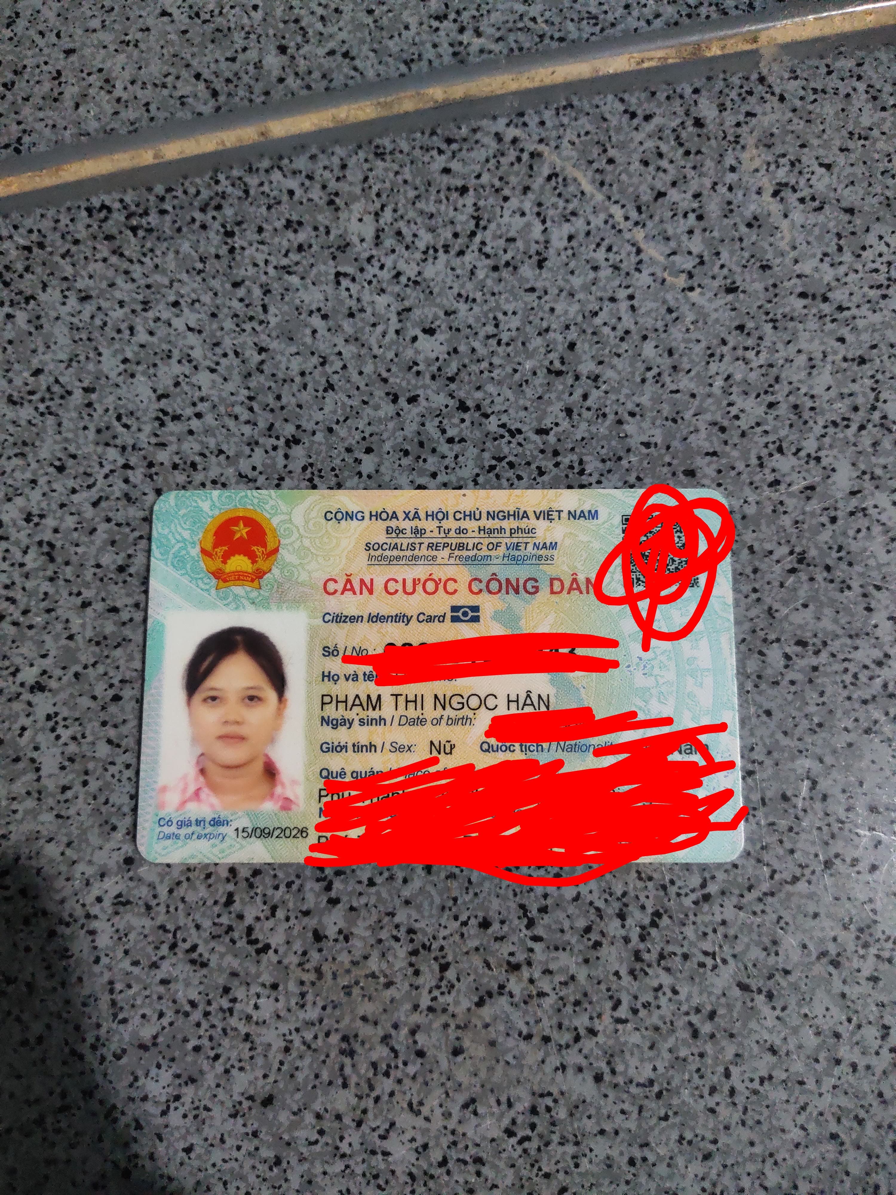 Rơi ví/ giấy tờ tùy thân Phạm Thị Ngọc Hân 2001 rơi trên đường từ Hồ Chí Minh về Tiền Giang