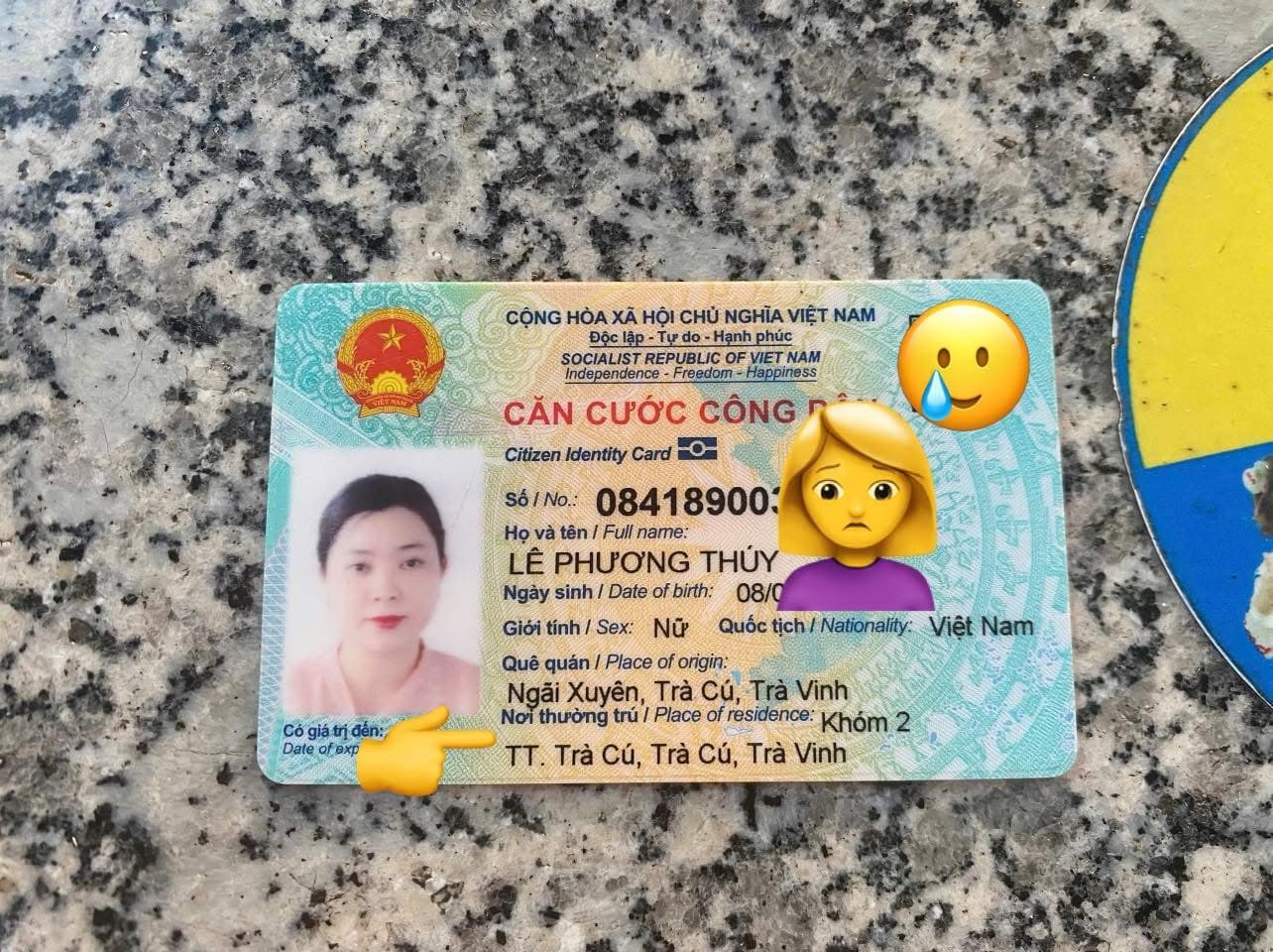 Tìm chiếc bóp nhỏ màu đỏ ở từ đoạn đường Thị Trấn Châu Thành về huyện Trà Cú và hướng ngược lại lên.