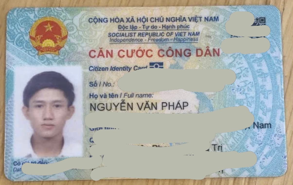 Tìm đồ thất lạc, em một chiếc bóp màu đen, tên Nguyễn Văn Pháp, sinh 2004, Rơi trong khu vực Đà Nẵng