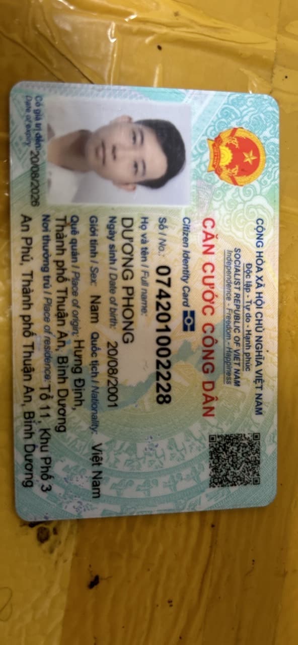 Rơi ví giấy tờ Dương Phong 2001 rơi ở Biển Ba Động Trà Vinh