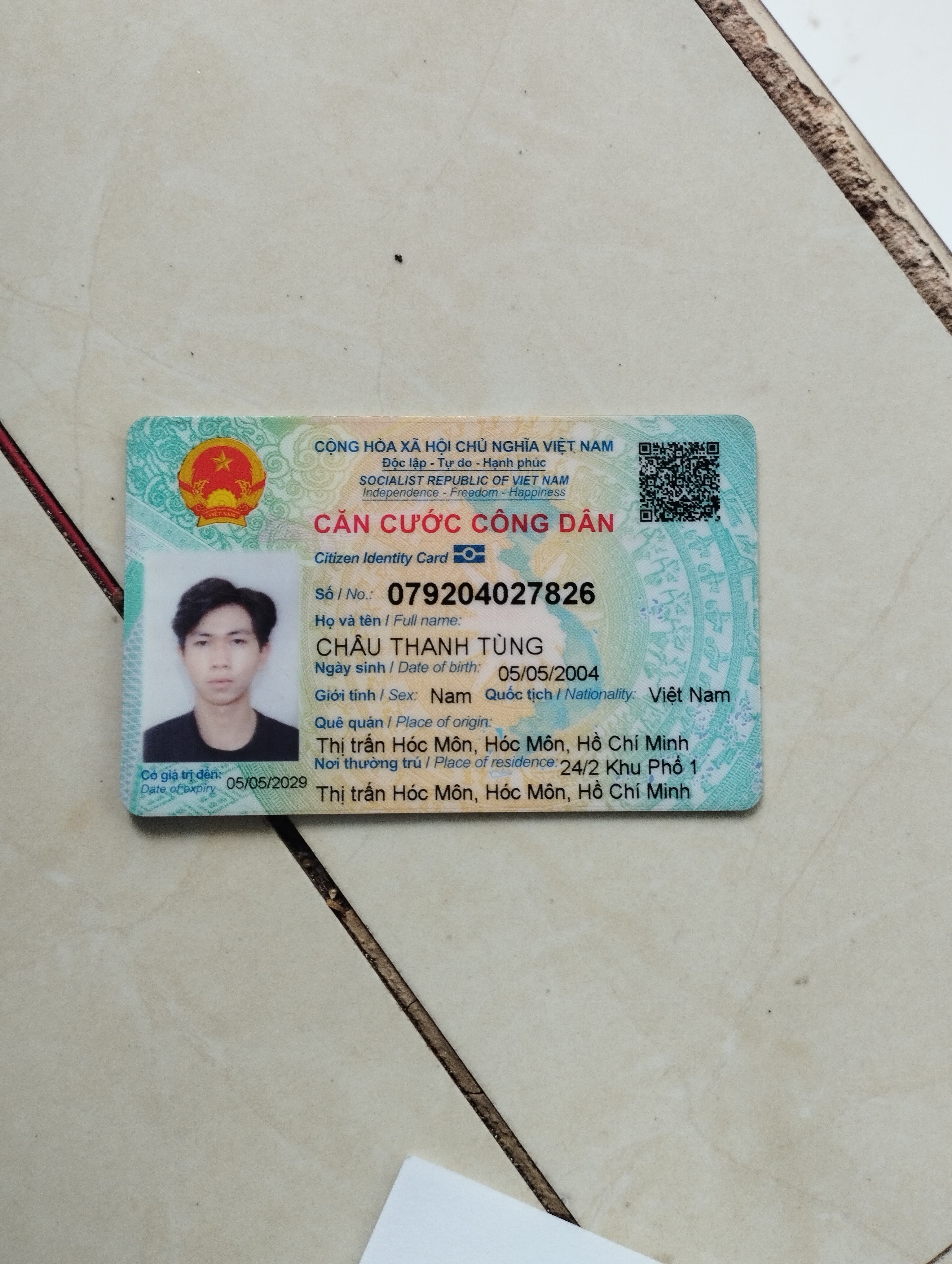 Rơi ví/giấy tờ Châu Thanh Tùng 05/05/2004 rơi ở Dĩ An Bình Dương hoặc Đặng Thúc Vịnh Hóc Môn