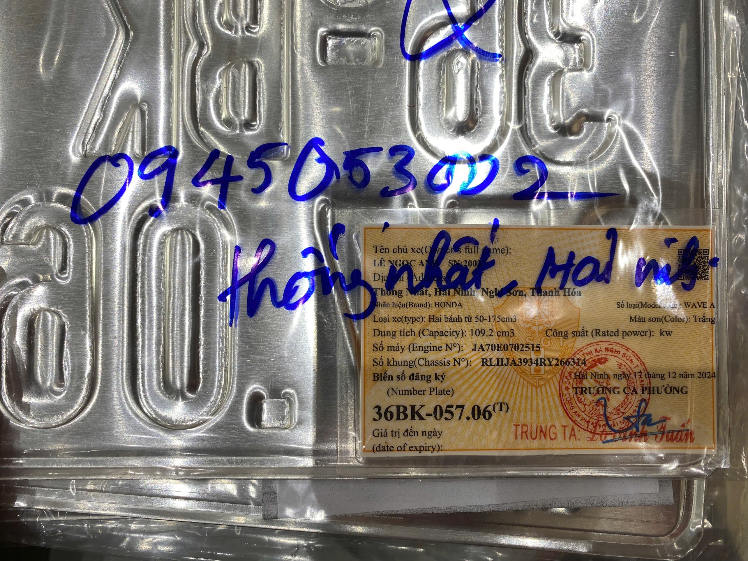 Tìm xe máy và cccd và cà vẹt xe bằng lái xe tên Lê Ngọc Anh ở Hà Nội 