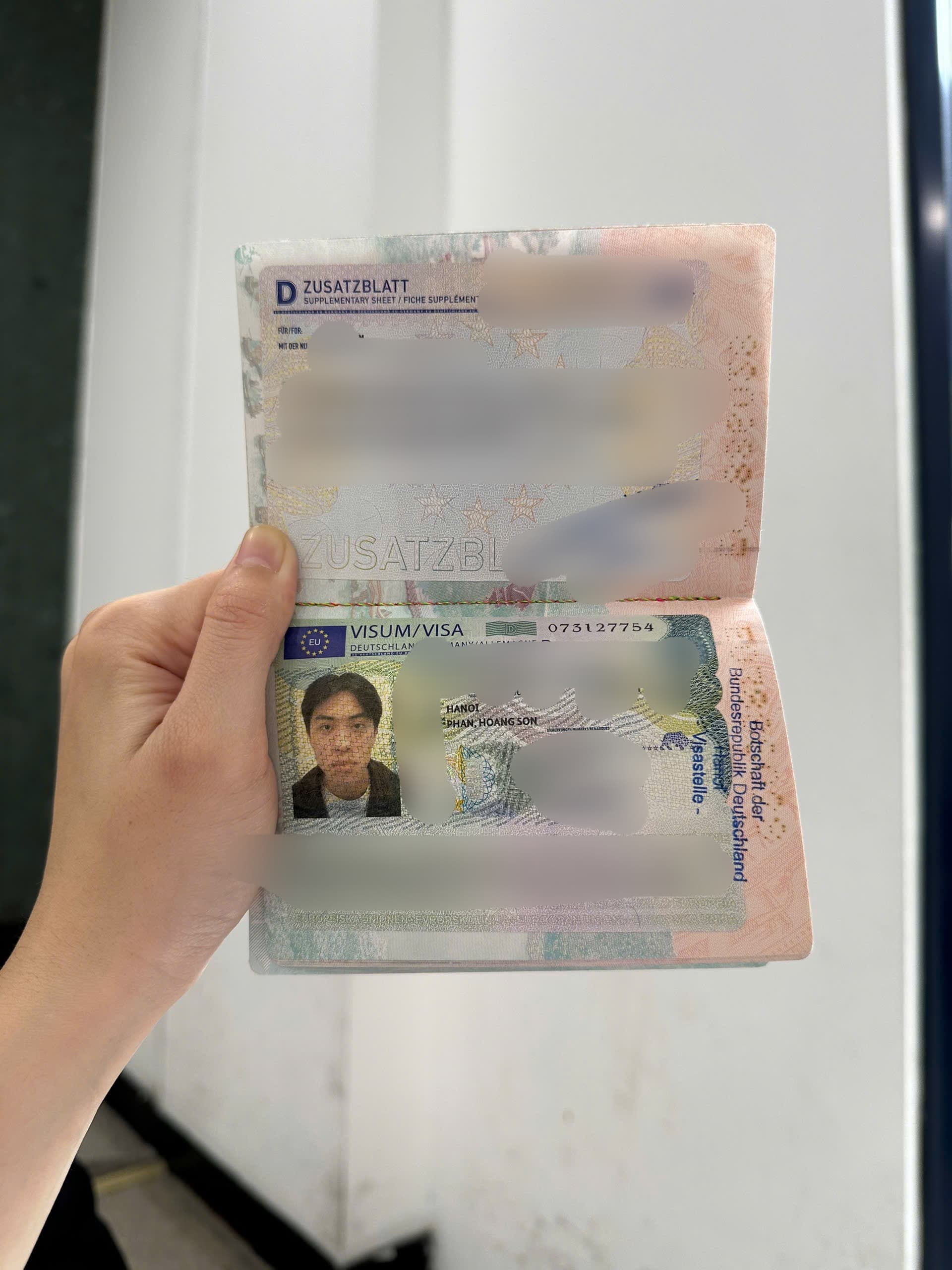 TÌM HỘ CHIẾU PHAN HOÀNG SƠN RƠI Ở HÀ NỘI