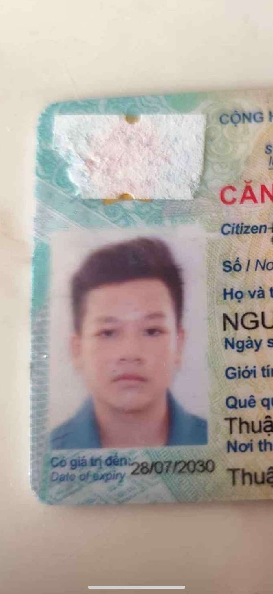  Hôm  11-11-2025 em có đi về hậu giang có làm rơi cccd Tên Nguyễn Thành Tài 28 7 2005 vs 1 số giấy t