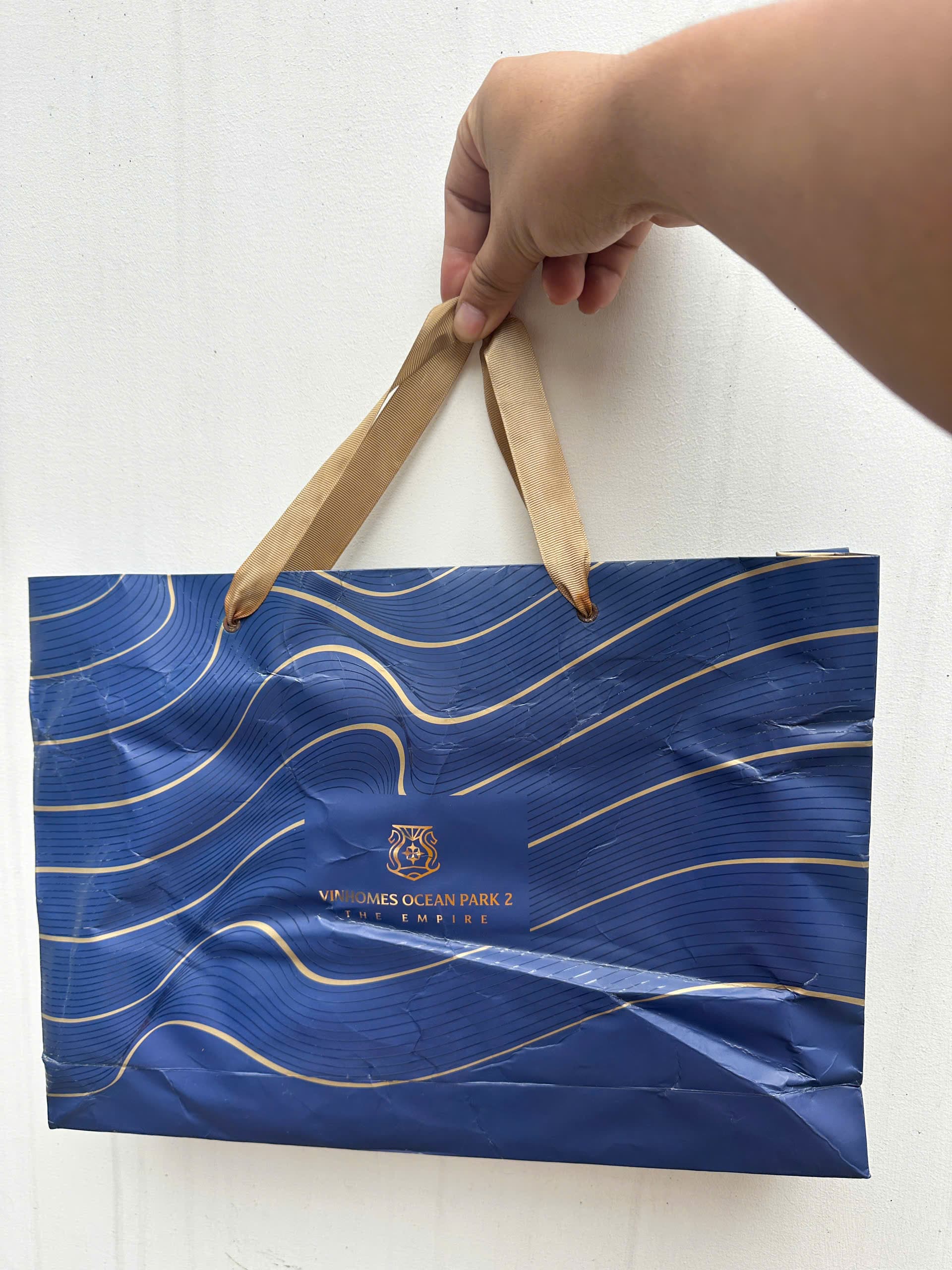 Tìm giấy tờ tên Nguyễn Minh Phúc