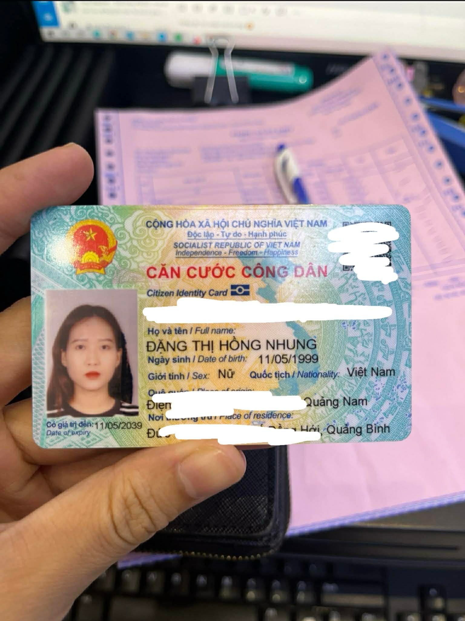 Rơi ví đen : Có ccdc tên Đặng Thị Hồng Nhung