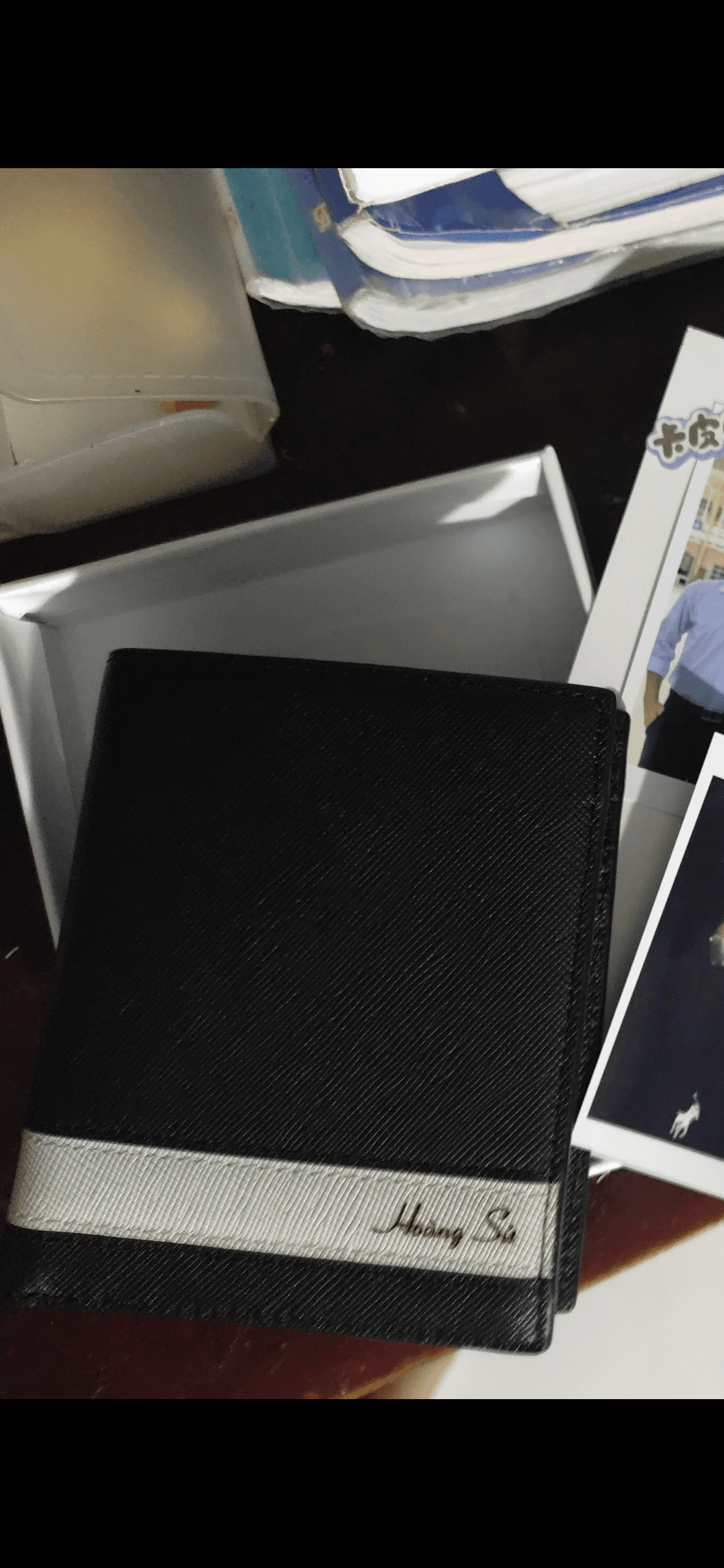 Dạ em bị rơi một cái bóp/trong bóp có cccd tên Lê Võ Hoàng Sử,thẻ atm,500 tiền mặt và tiền lẻ