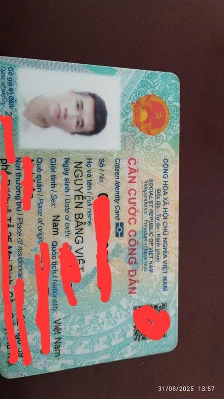 Rơi ví/giấy tờ tùy thân Nguyễn Bằng Việt 1975 rơi ở Hà Nội