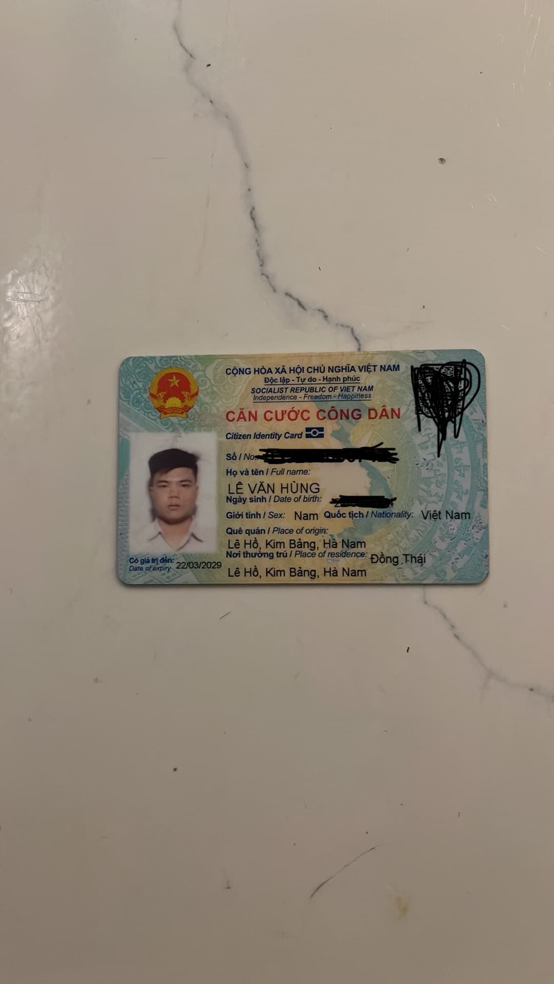 Tôi bị mất chiếc ví màu nâu